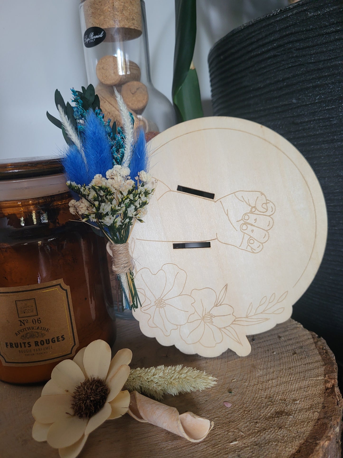 Socle en bois naissance