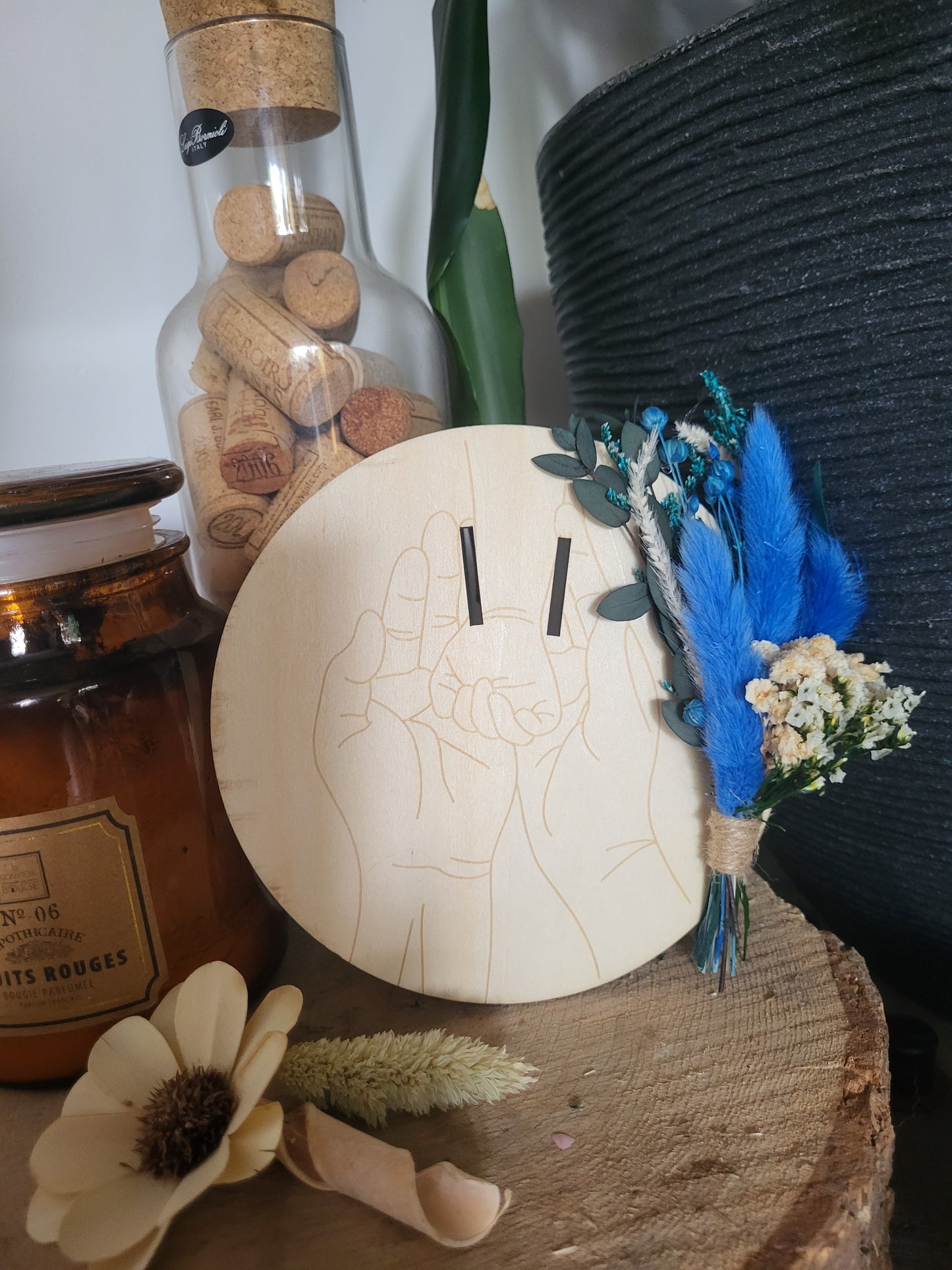 Socle en bois naissance